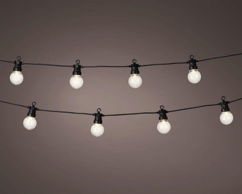 Outdoor LED string light twinkle effect