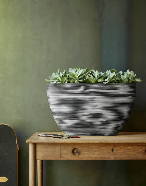 Planter Oval Rib Indoor